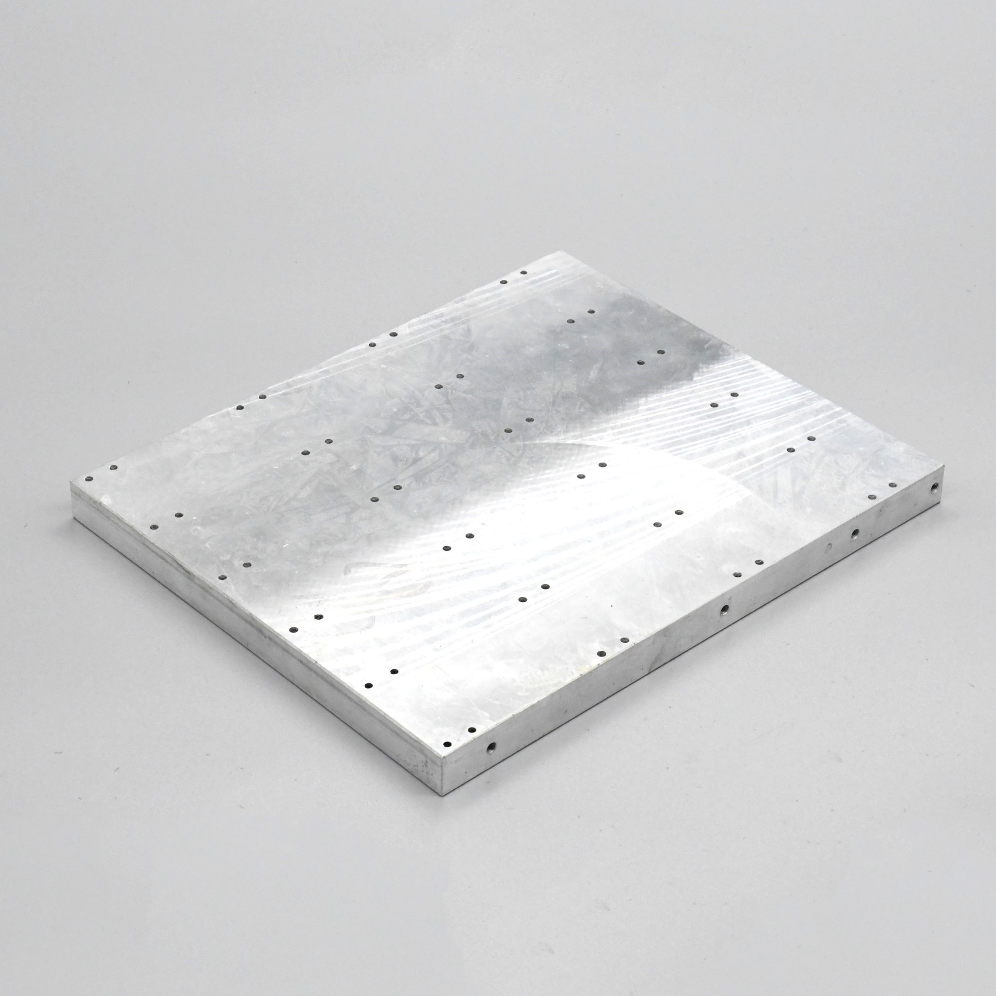 Elektroniske komponenter af aluminium kold plade